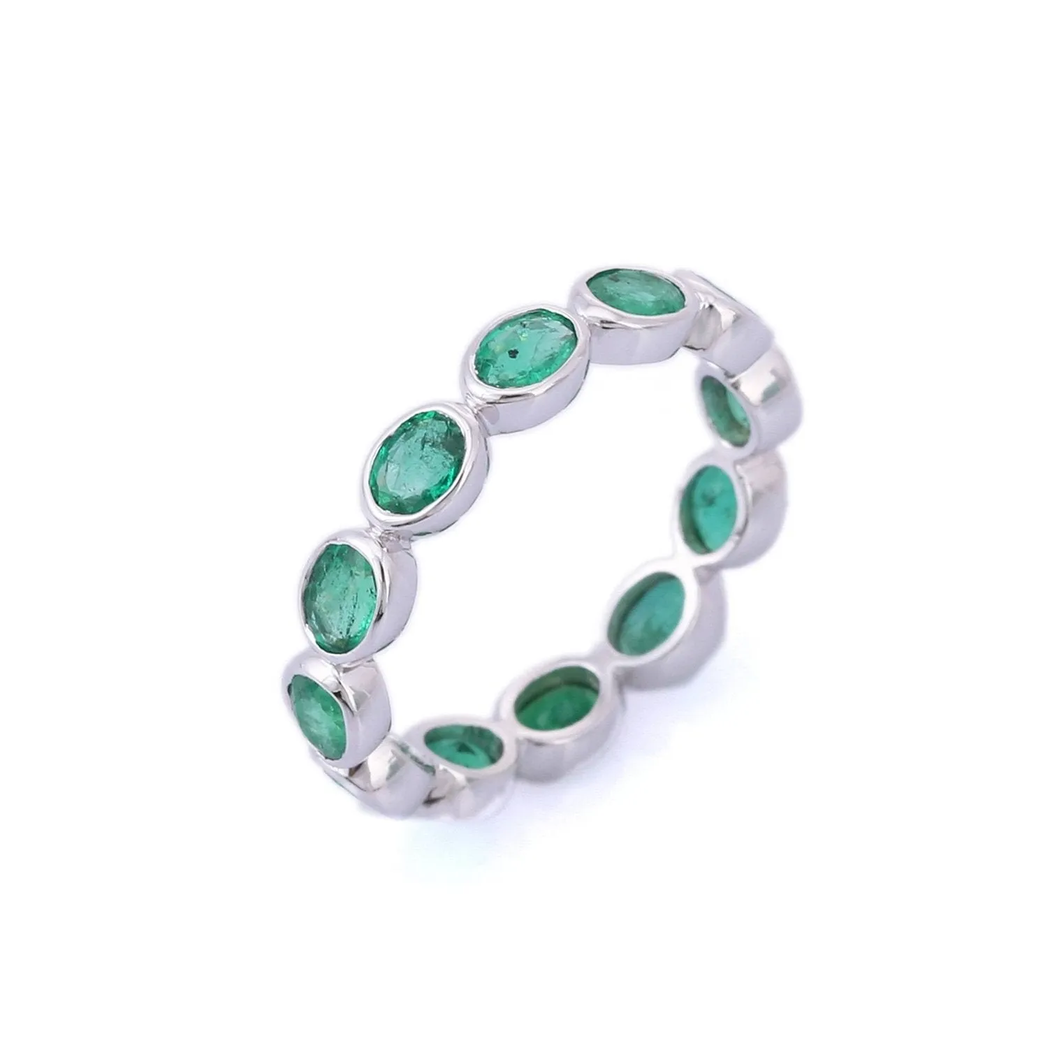 18K White Gold Emerald Eternity Band