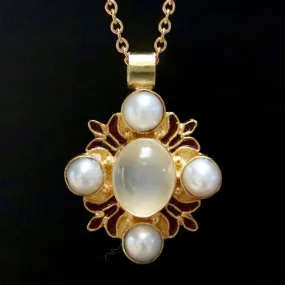 Bel Canto Moonstone and Pearl Necklace