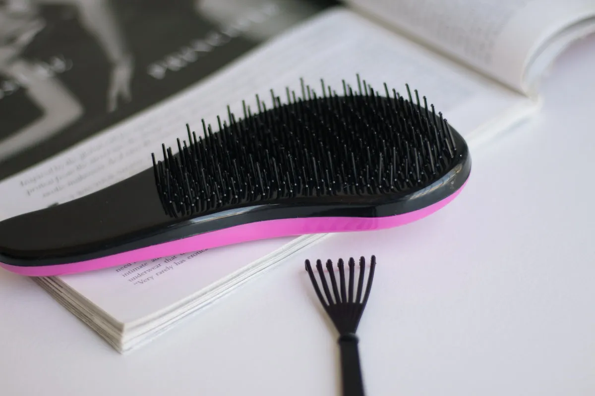 Detangler Brush