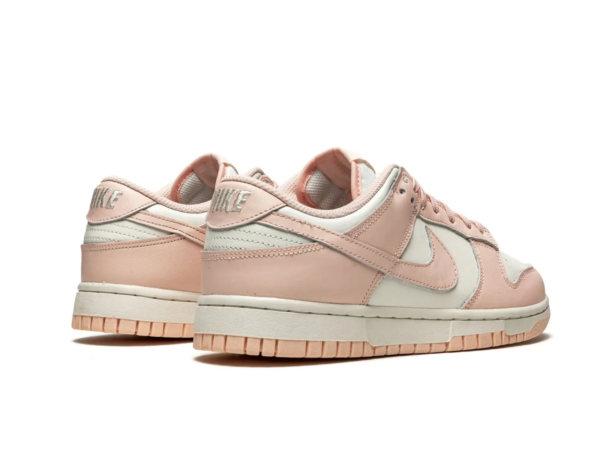 Nike Dunk Low "Orange Pearl"