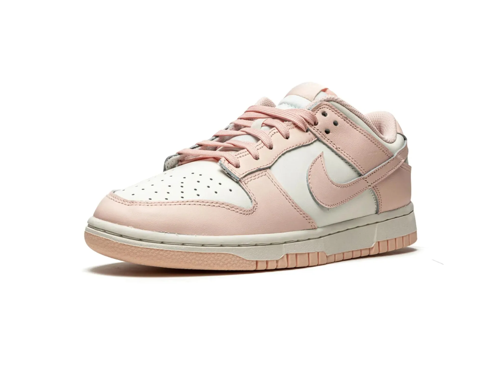 Nike Dunk Low "Orange Pearl"