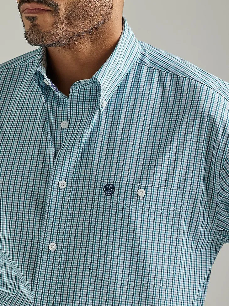 'Wrangler' Men's George Strait Plaid Button Down - Aqua Sea Tattersal